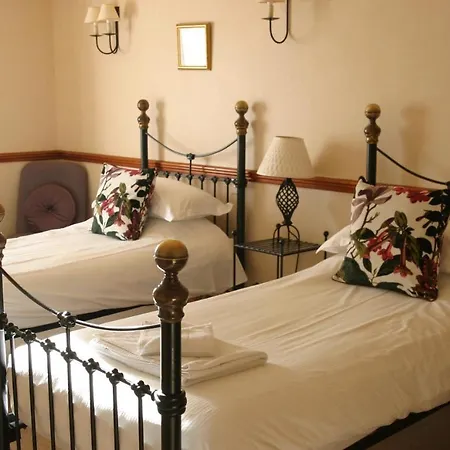 Guest house The Charles Bathurst